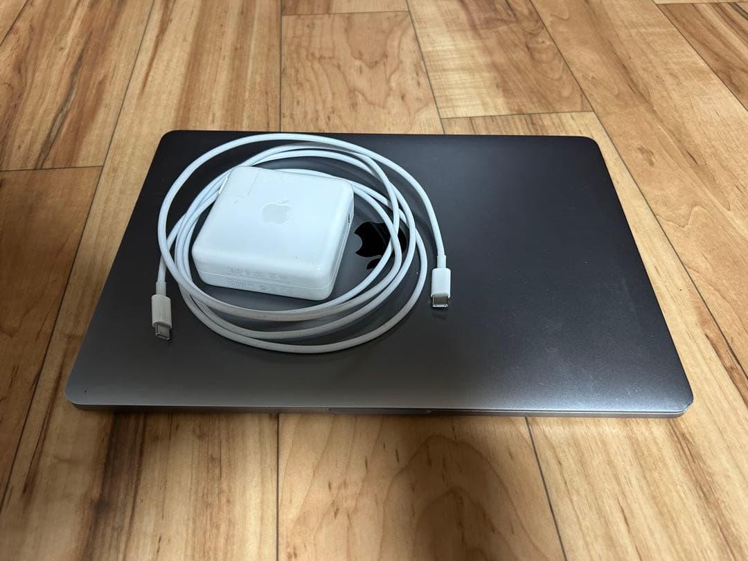 せなさん専用 MacBook Pro (13-inch, 2016)