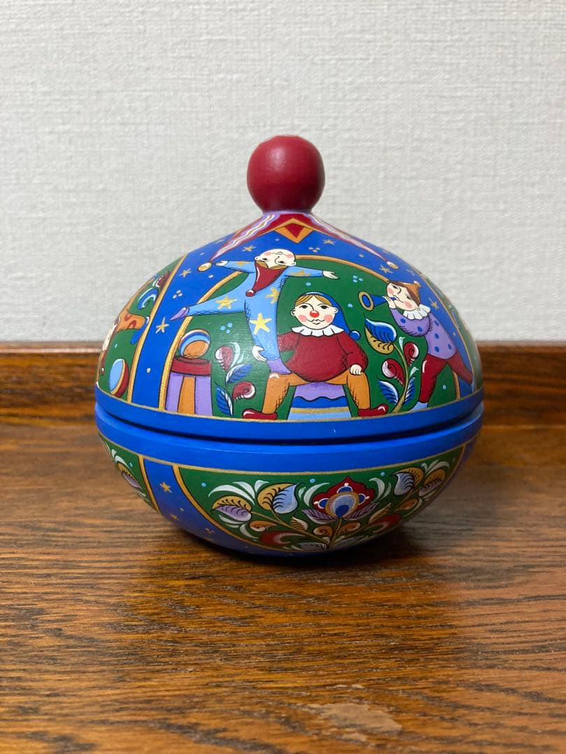 ロシア雑貨☆『ロシアのサーカス』ピエロの円形収納Boxマトリョーシカ オリガ新作