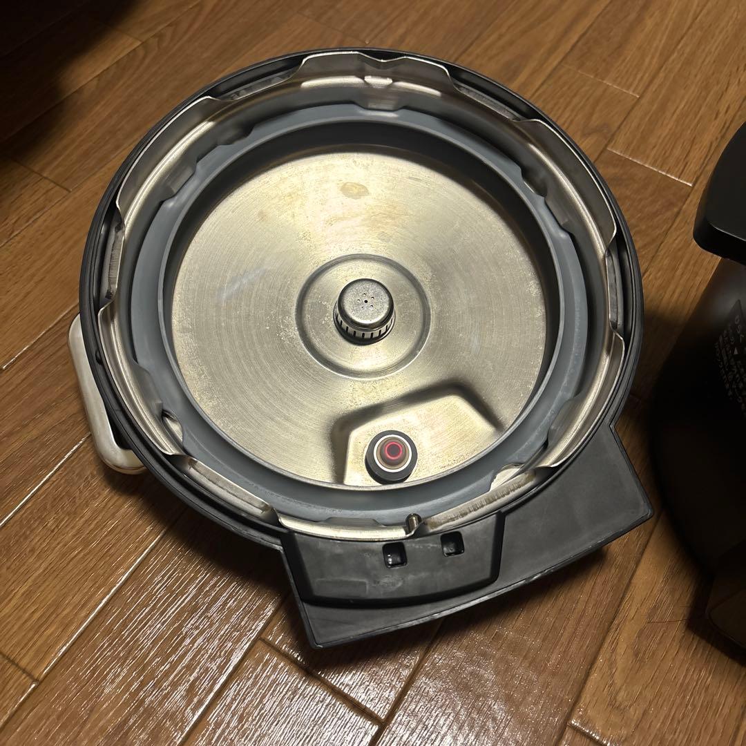 アイリスオーヤマ　電気圧力鍋 PMPC-MA2-B 2.2L 2024年製　黒