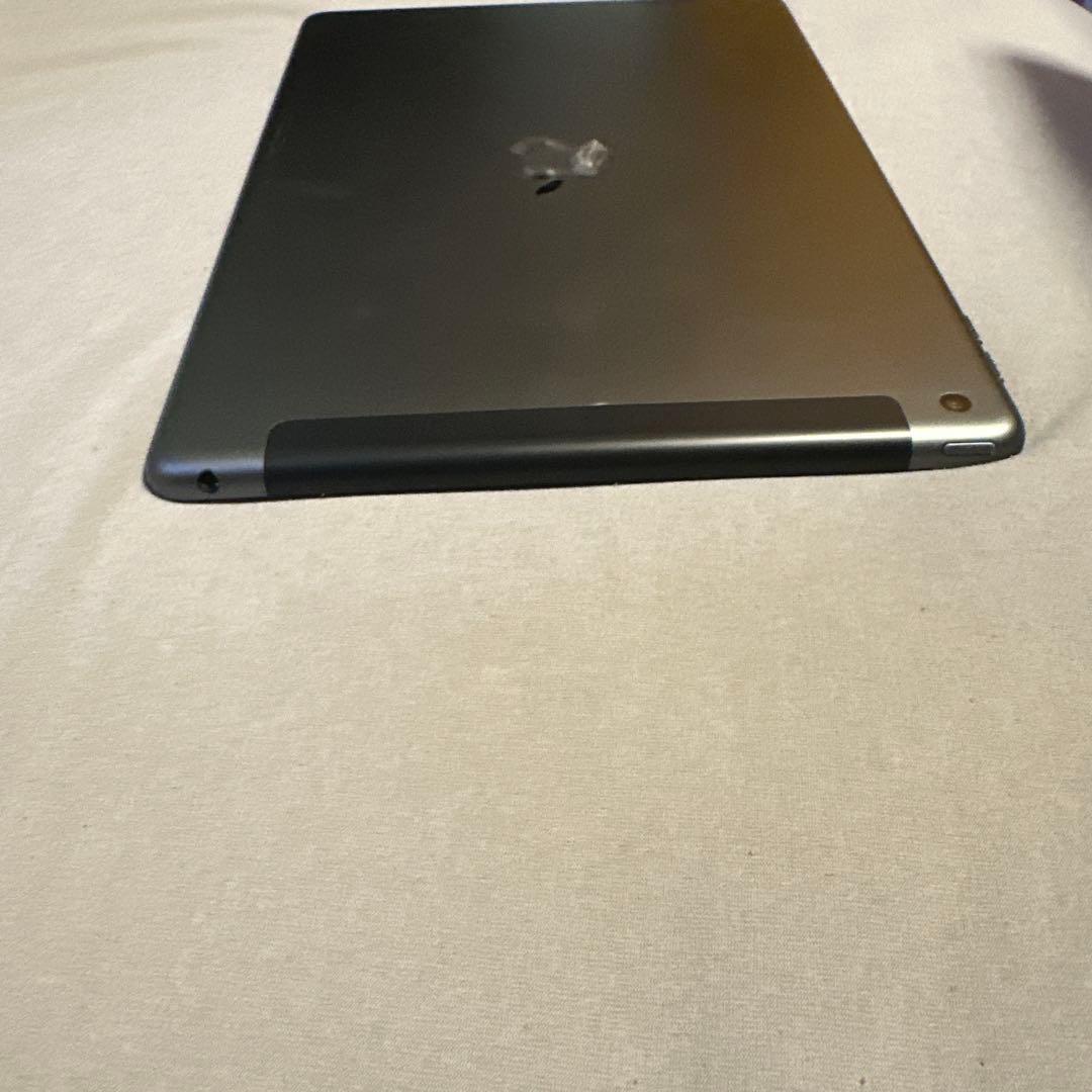 Apple iPad 第9世代 64GB バッテリー98% SiMフリー 2