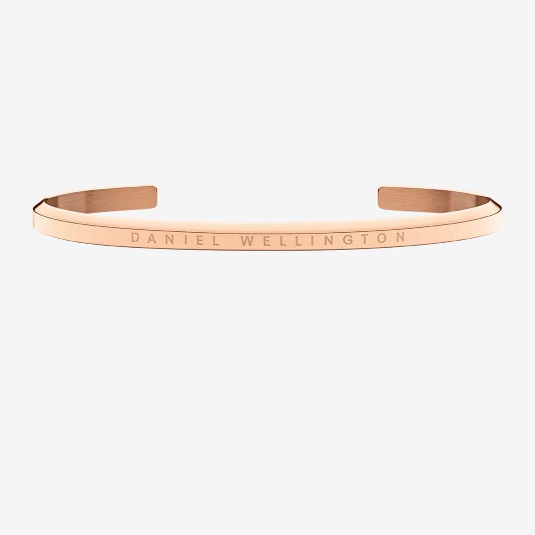 ほぼ新品！DANIEL WELLINGTON 時計バングル セット