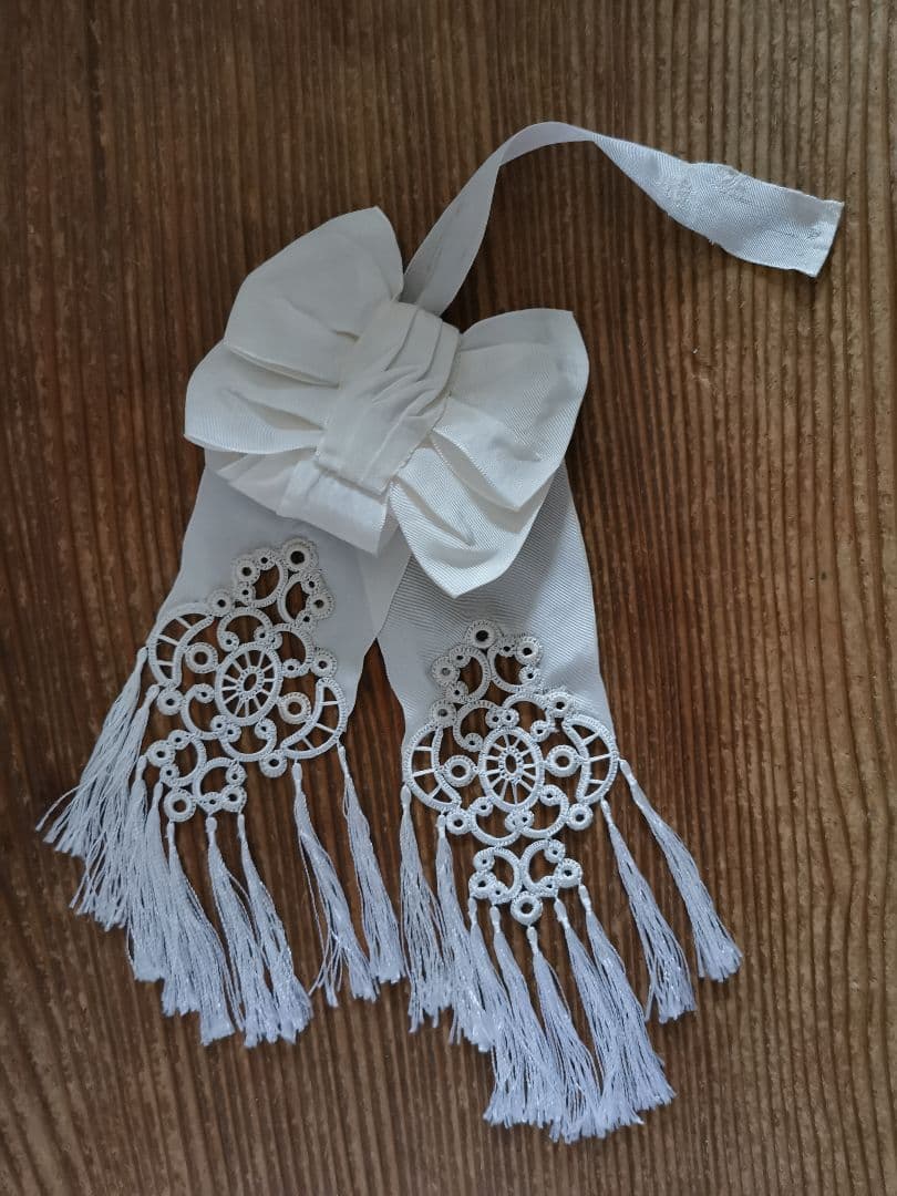 アンティーク 初聖体式 ダブルボウ腕章 透し幾何学紋 フリンジ装飾 オモニエール
