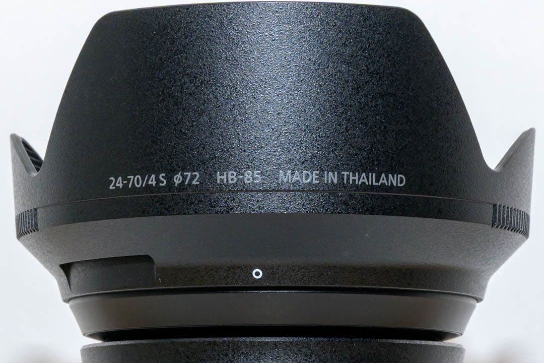 【週末限定お値下げ・美品】NIKKOR Z 24-70mm f/4 レンズ