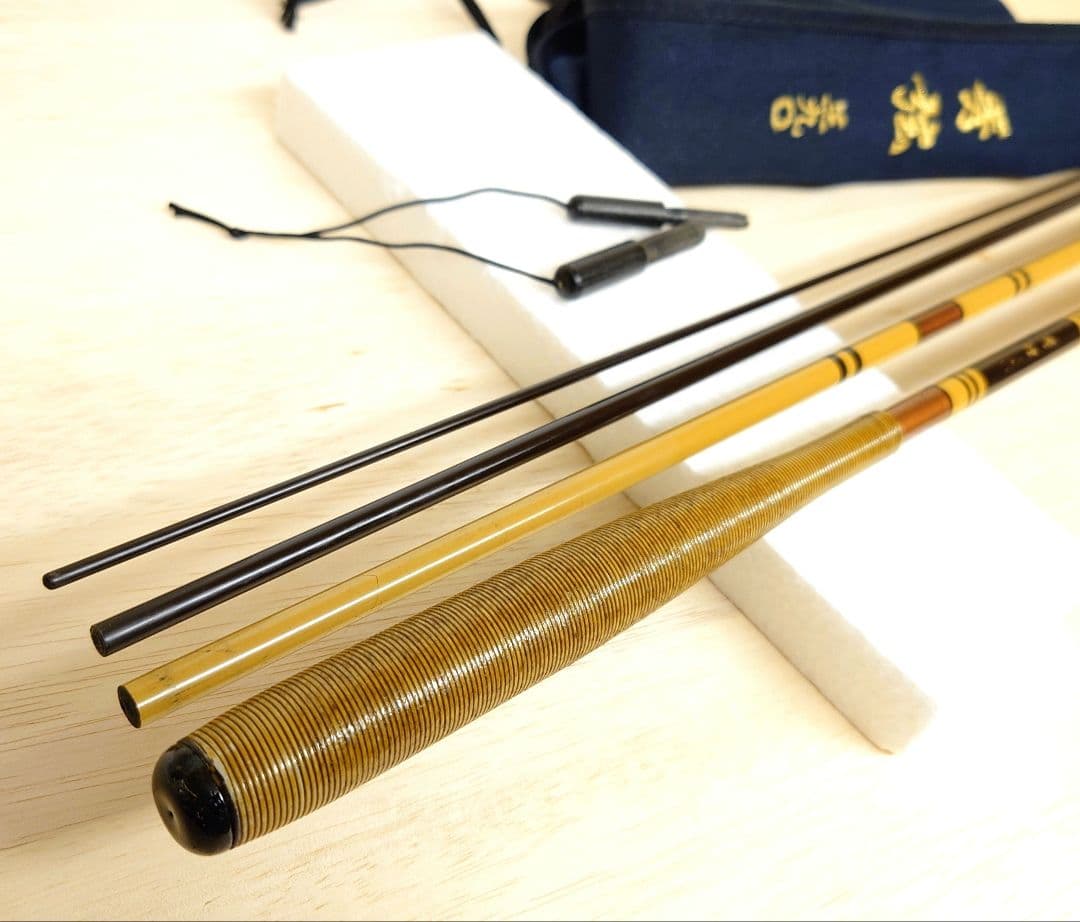 ダイワAWTHEヘラ抱月硬調12尺、征興秀弦13尺、 ２本セット