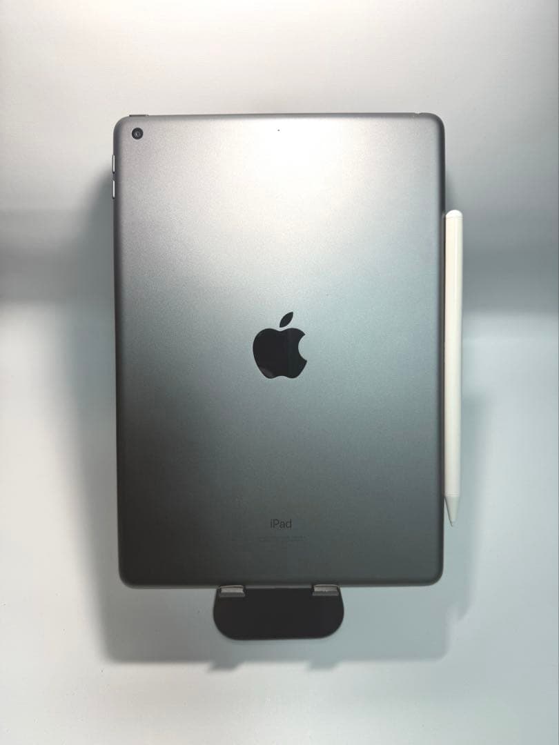 「ipad 第9世代64G」＋「ロジクールトラックパッド付き キーボードケース」