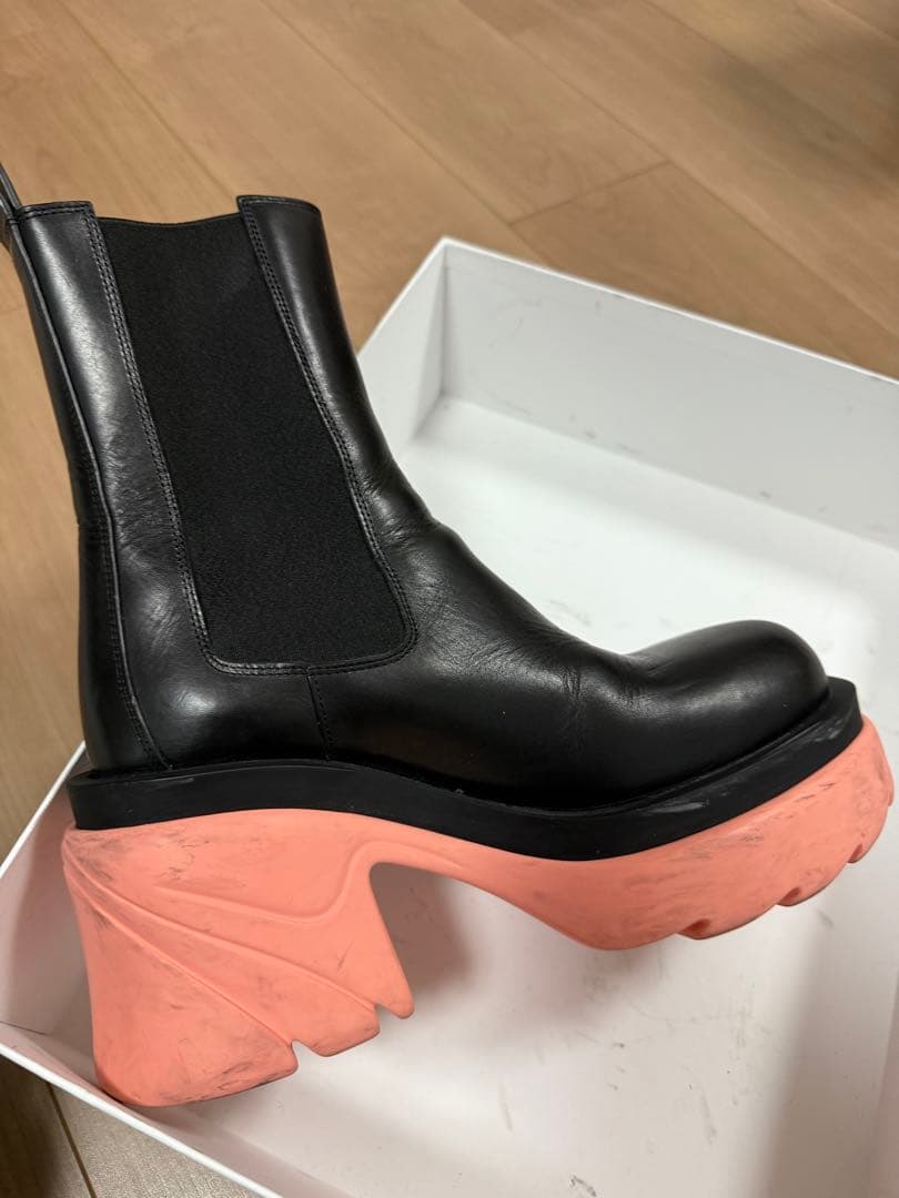 BOTTEGA VENETA ボッテガヴェネタ レザーブーツ　チェルシーブーツ