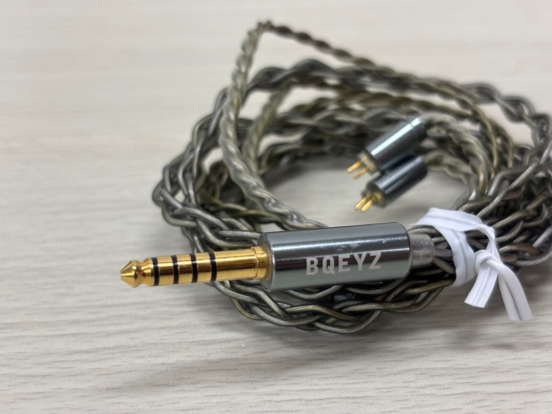 BQEYZ イヤホン Winter シルバー 4.4mm 122