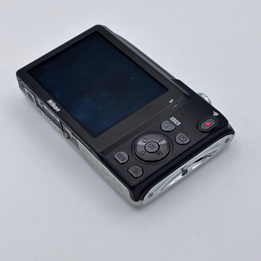 ニコン COOLPIX S3100 デジカメ 付属品完備 SDカード付き