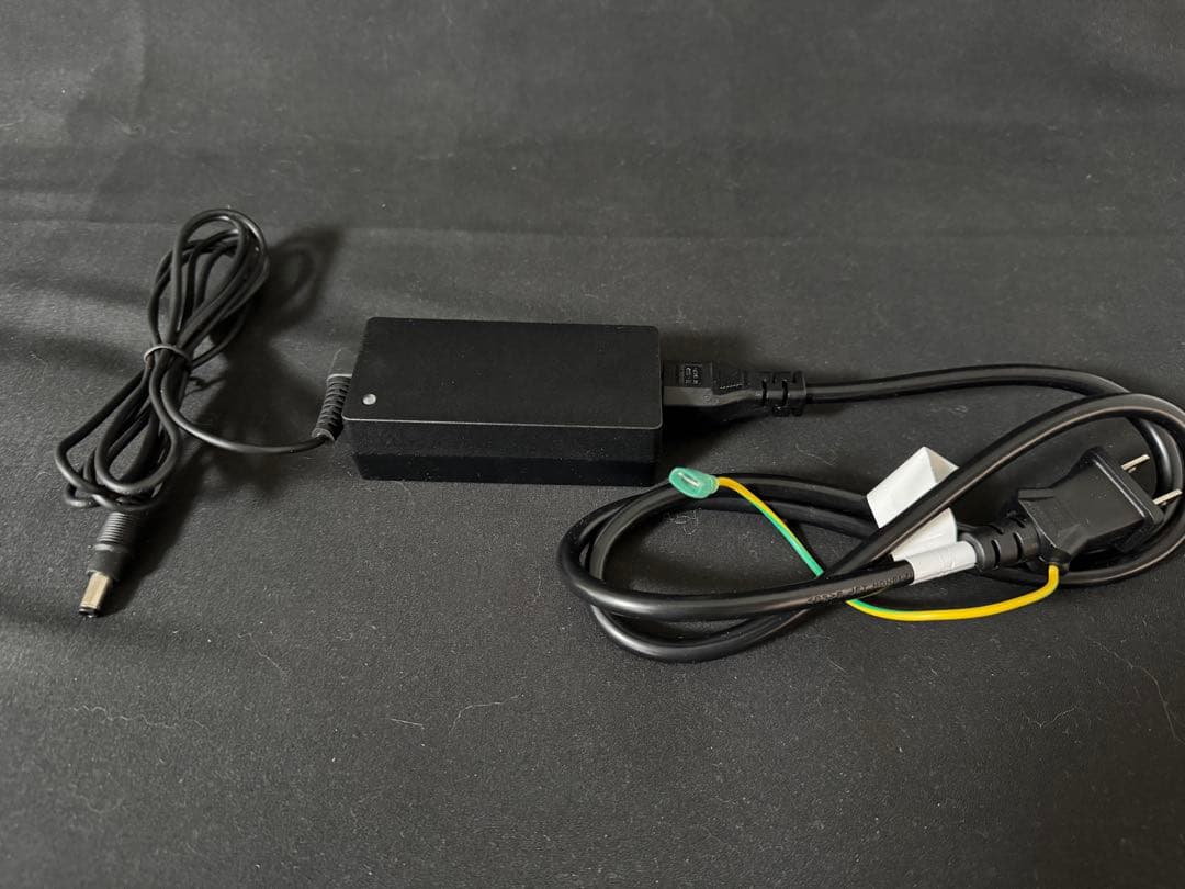 ミニPC Intel NUC11 Essential Kit (NUC11ATK2000)