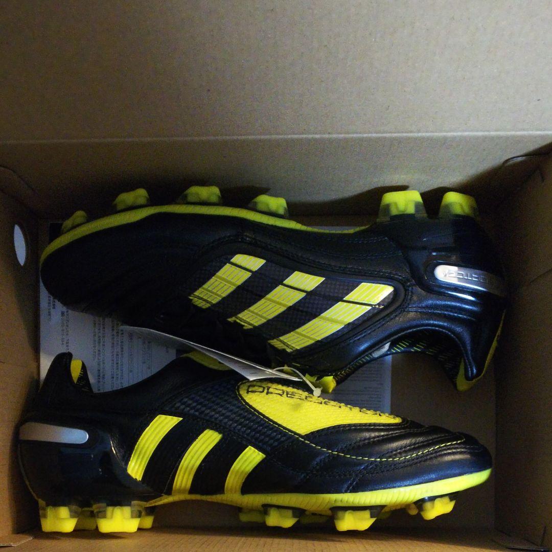 サッカースパイク アディダス プレデターX TRX FG