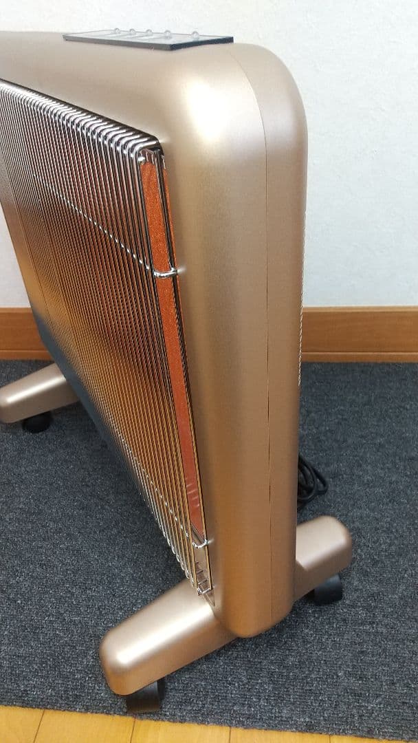 【極美品】 サンルミエ・エクセラ７ N700L-GR 遠赤外線ヒーター 極暖