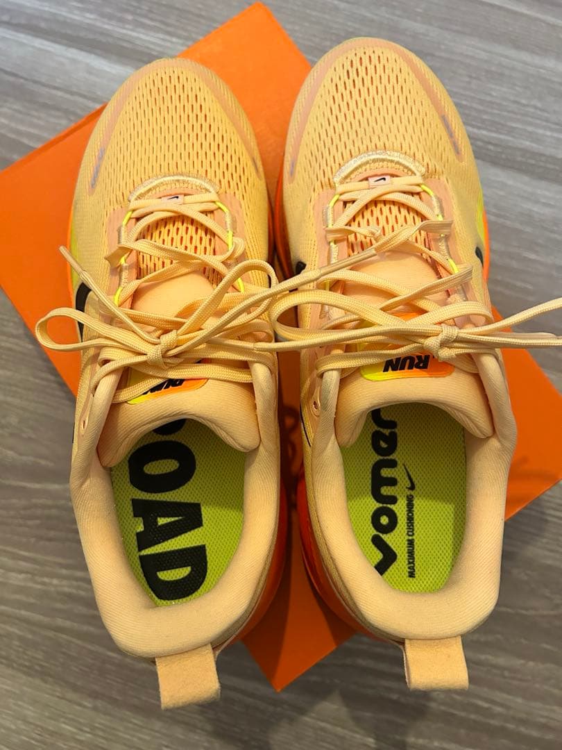NIKE ボメロ18 28cm