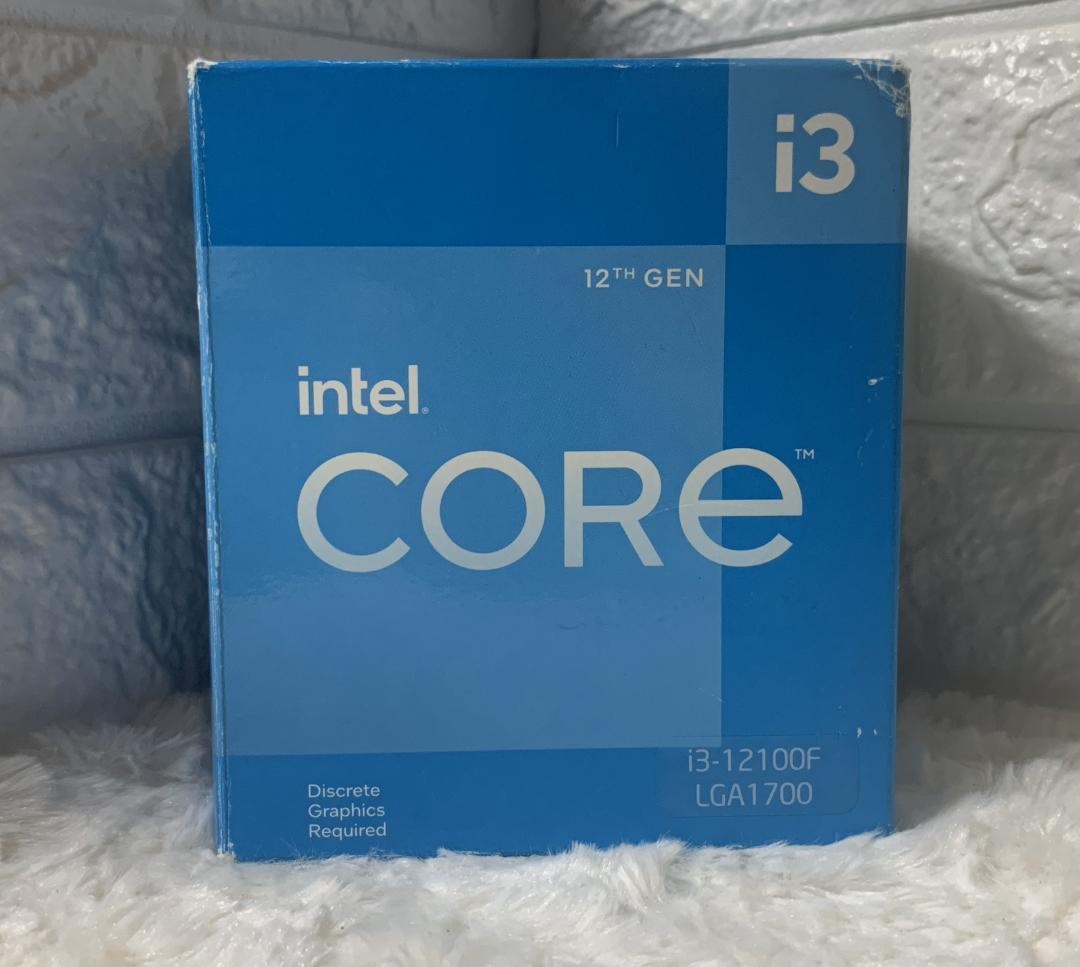 高性能 Intel Core i3-12100F 第12世代