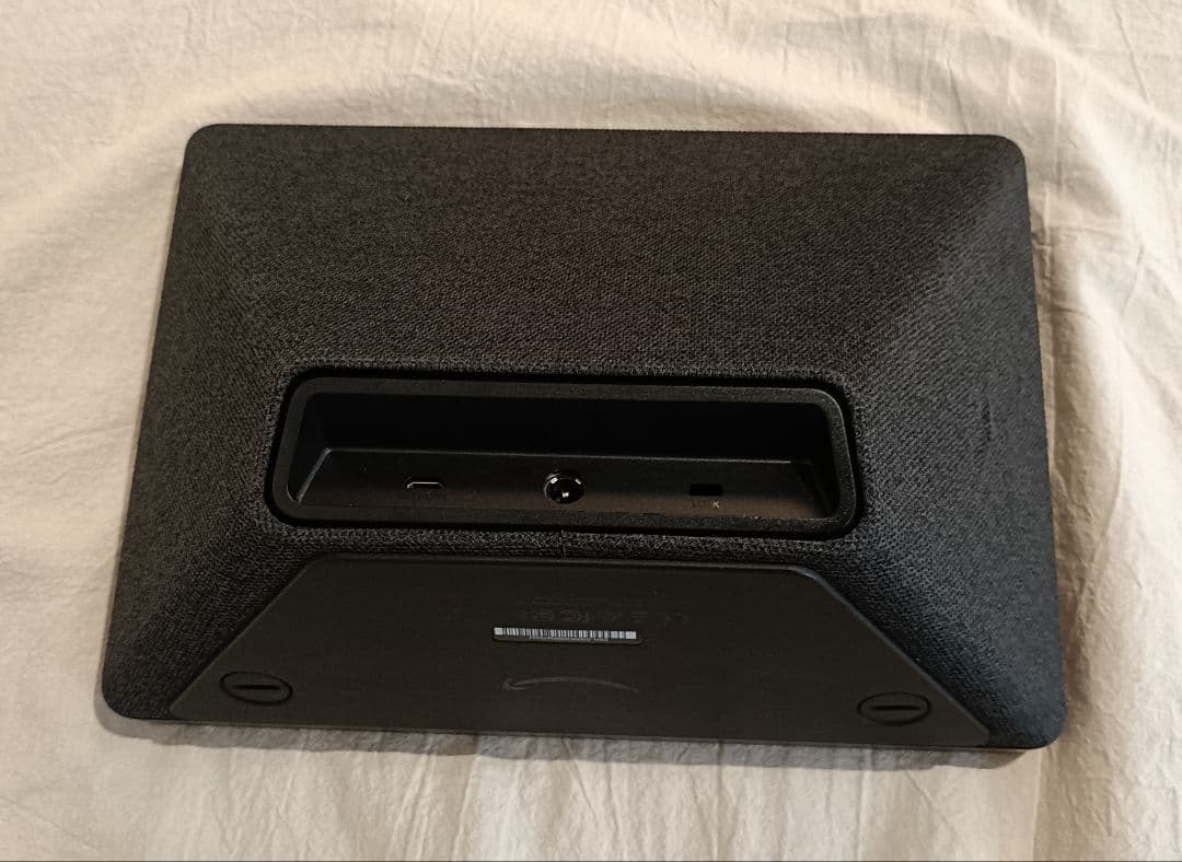 Amazon echo show 10インチ 第2世代　チャコール