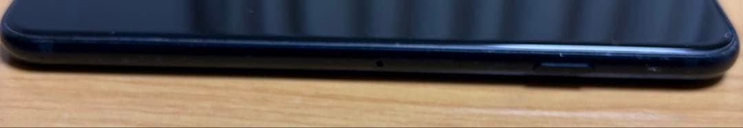 iPhone SE 第3世代　128GB