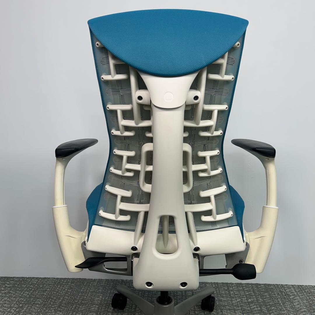 J エンボディチェア ハーマンミラー ホワイト Embody ブルー系