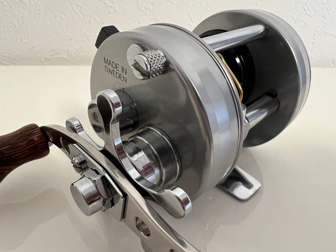 アブガルシア アンバサダー2500C IAR