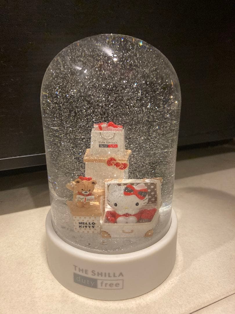 ハローキティ キティーちゃん スノードーム デューティーフリー 非売品 韓国