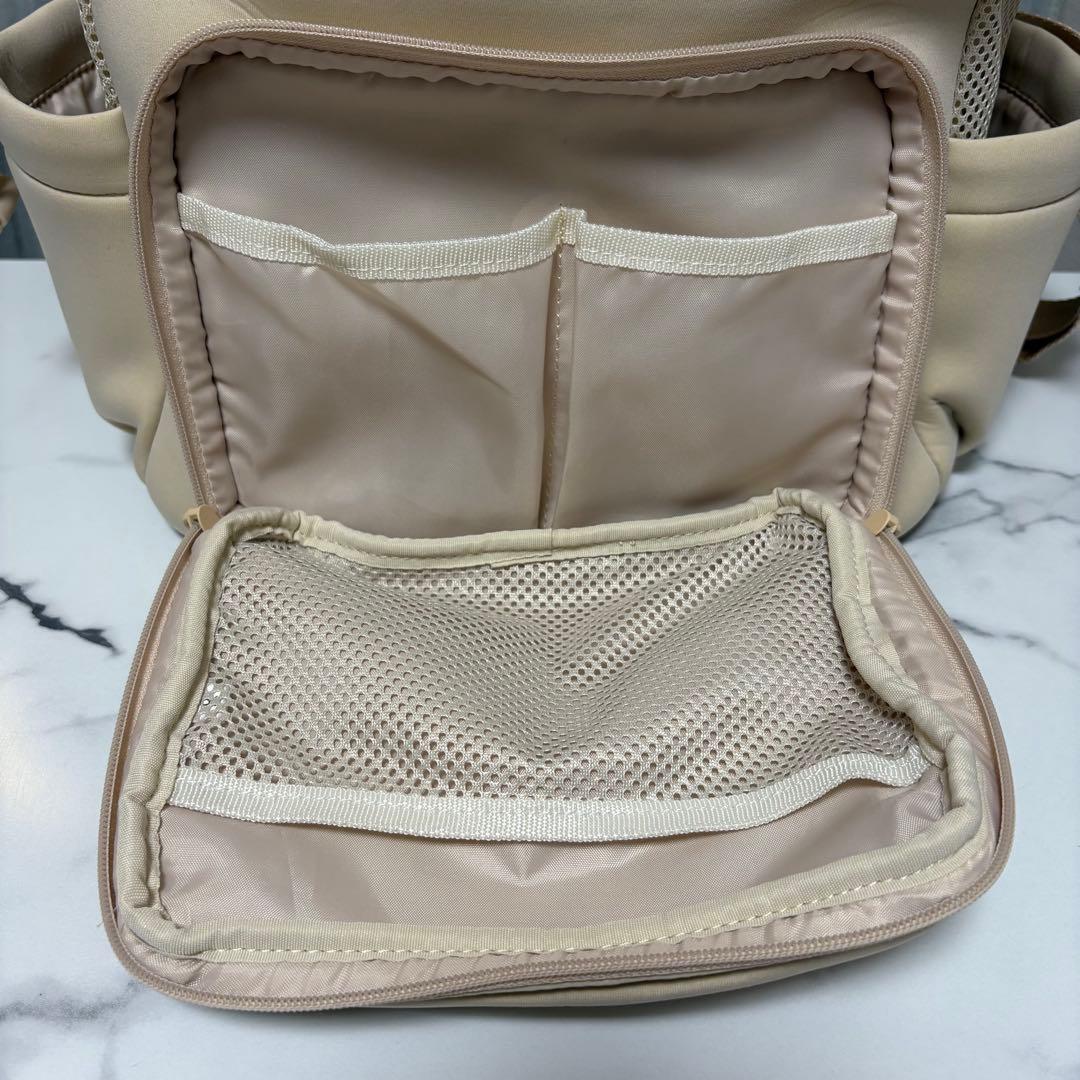 シティドッグ ネオプレーン バックパック キャリー R オフホワイト