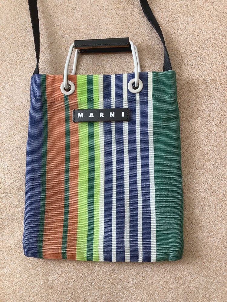 未使用　定番　MARNI マルニマーケット ストライプ メッシュショルダーバッグ