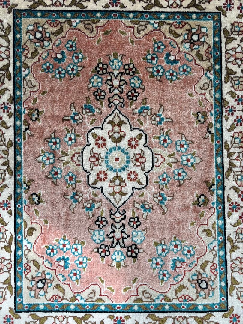 世界最高峰のトルコ カイセリ産 総シルク 手織り絨毯 53×42証紙付