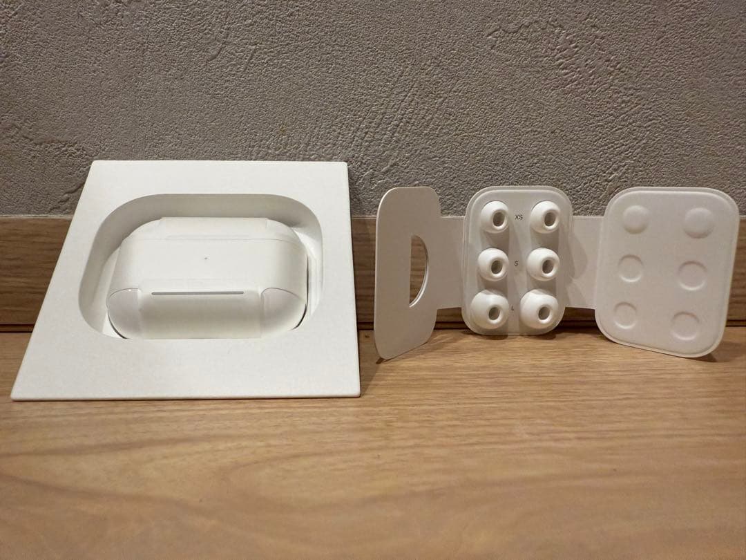 【美品】AirPods Pro 第2世代 本体 付属品完備