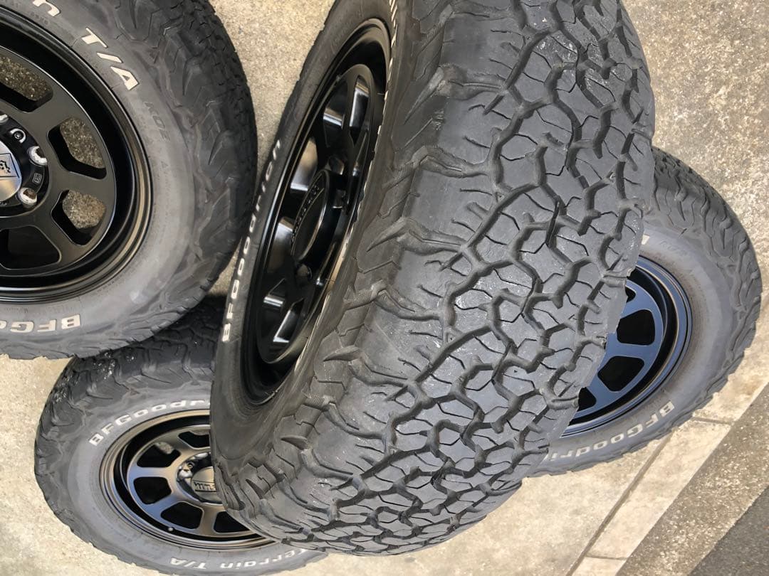 ハイエース　アルミ　ホイール　デイトナ　Daytona JWL-T VIA 16