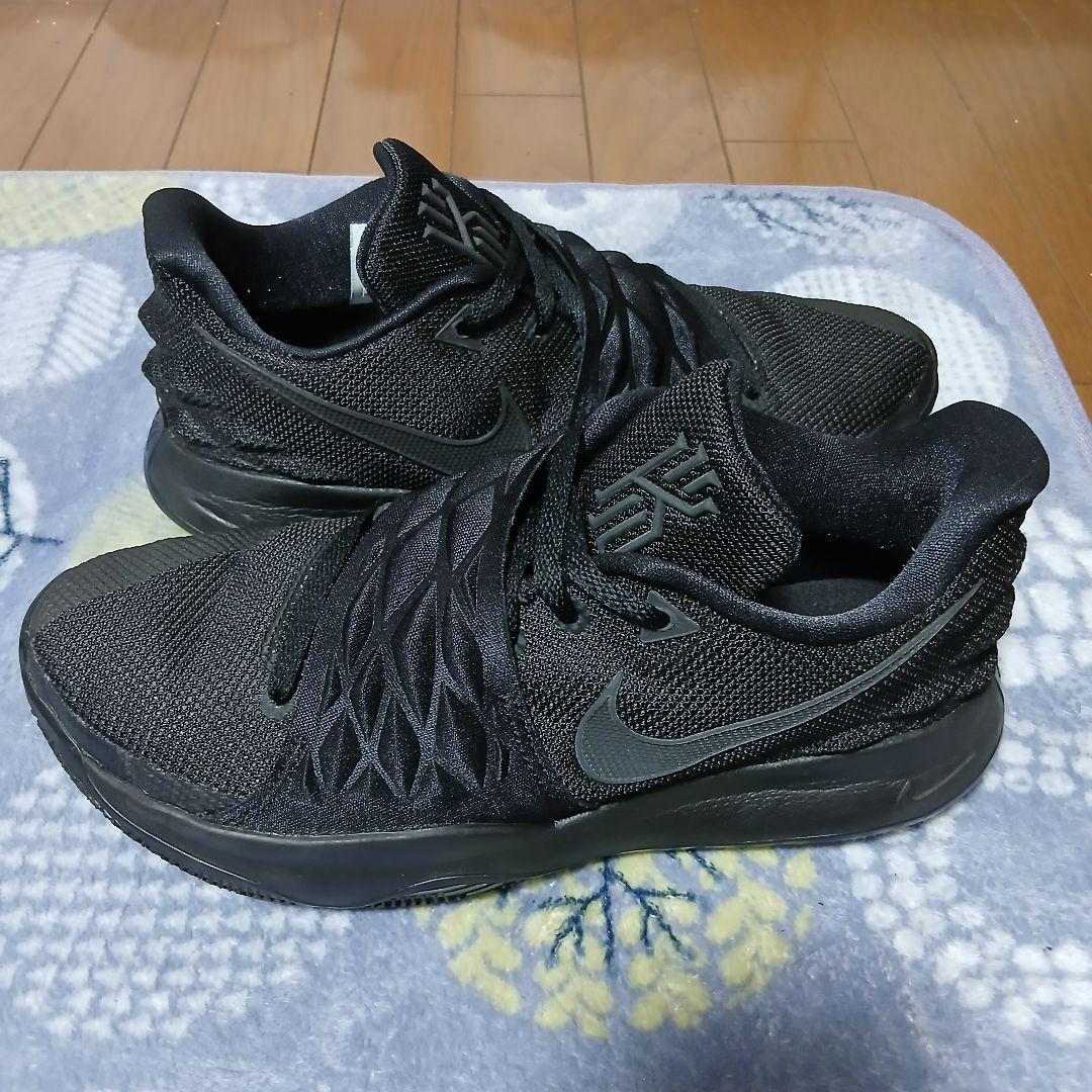 Nike nike kyrie low 1　ナイキ カイリーロー1　バッシュ