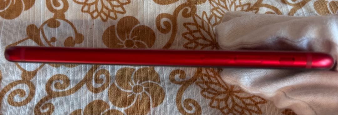 iPhone SE (第3世代) RED