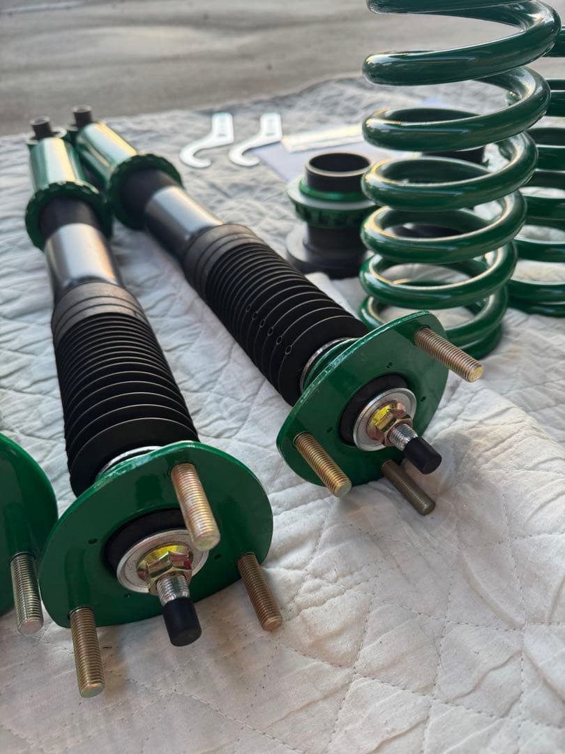 ほぼ新品 TEIN 車高調 レクサス GS300h AWL10