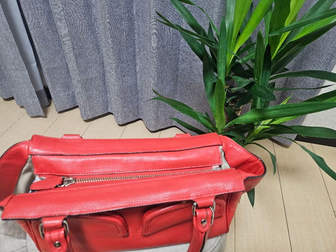 美品　COACH 赤 ハンドバッグ 高さ約23cm