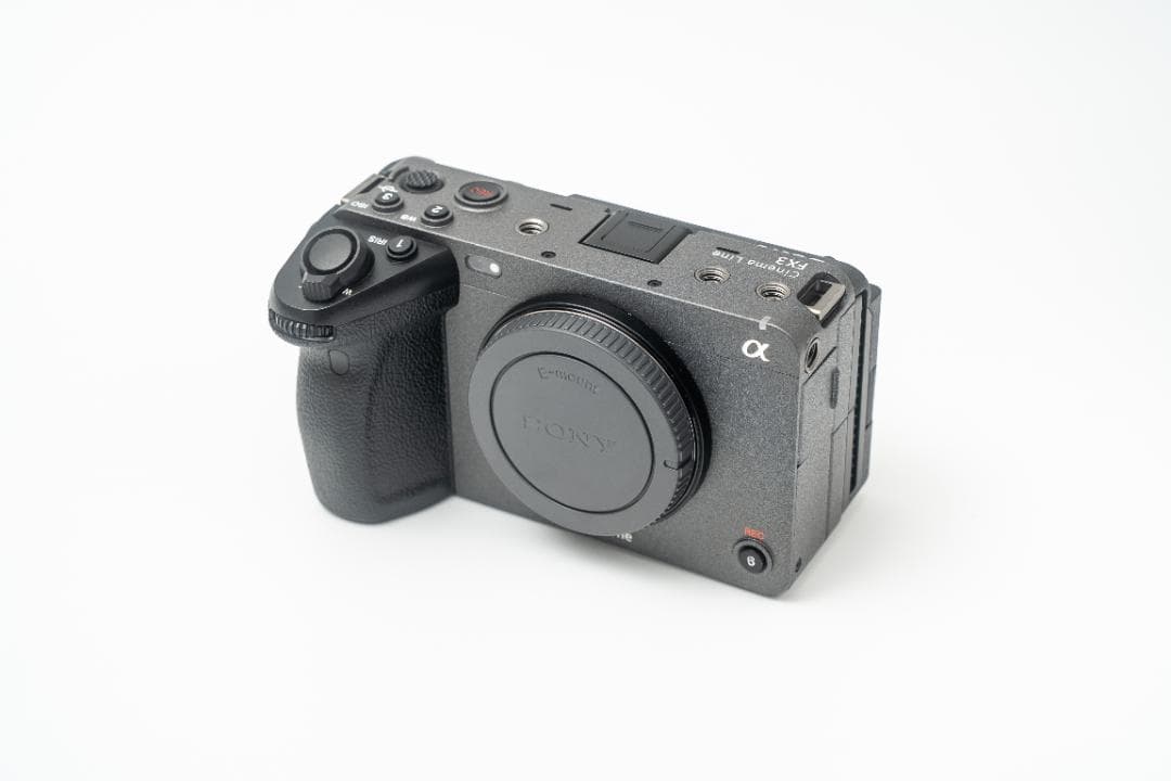 SONY FX3 美品｜撮影枚数827枚｜ボディのみ｜元箱・付属品完備｜使用極少