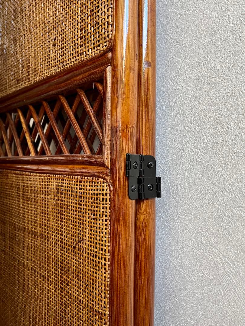 ラタンパーテーション