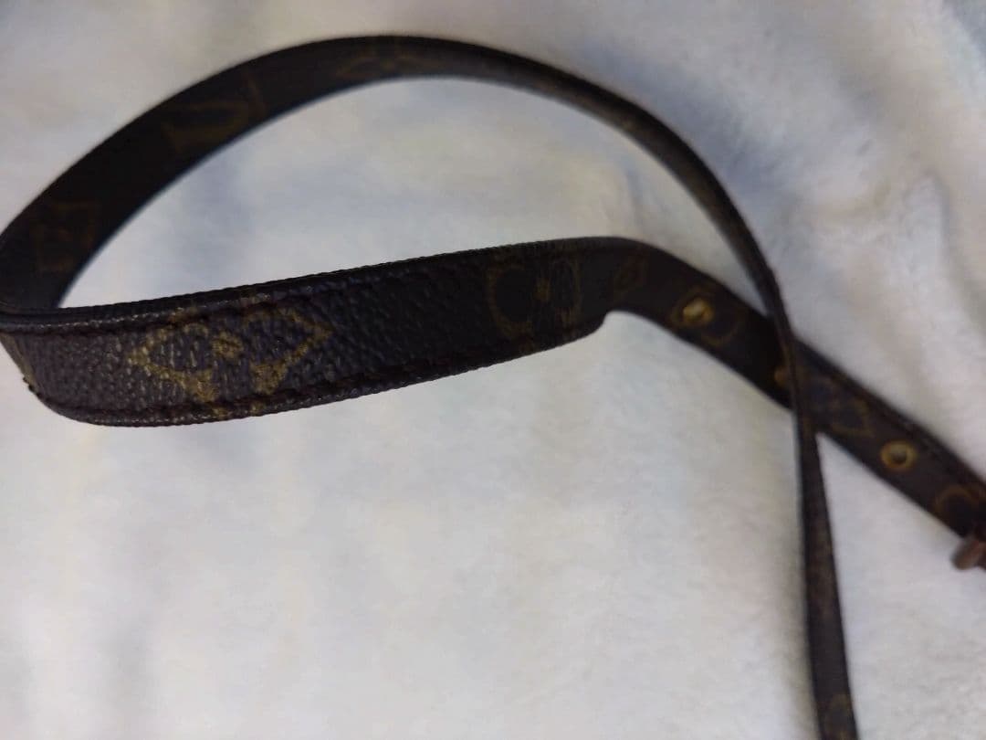 LOUIS VUITTON ポシェット