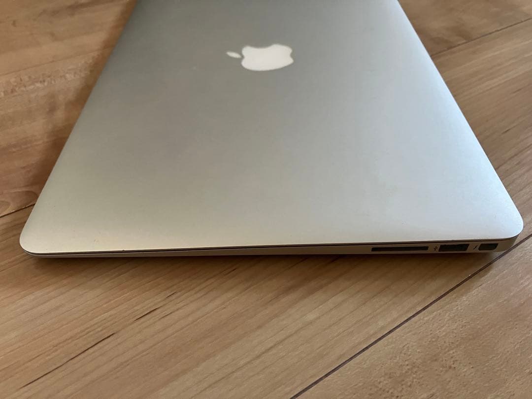 MacBook本体 APPLE MacBook Air 2017 MACBOOK AIR A1466