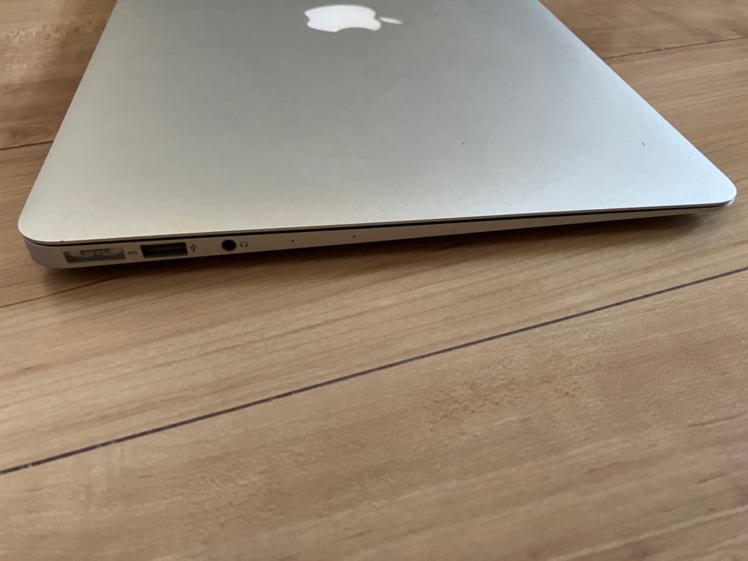 MacBook本体 APPLE MacBook Air 2017 MACBOOK AIR A1466