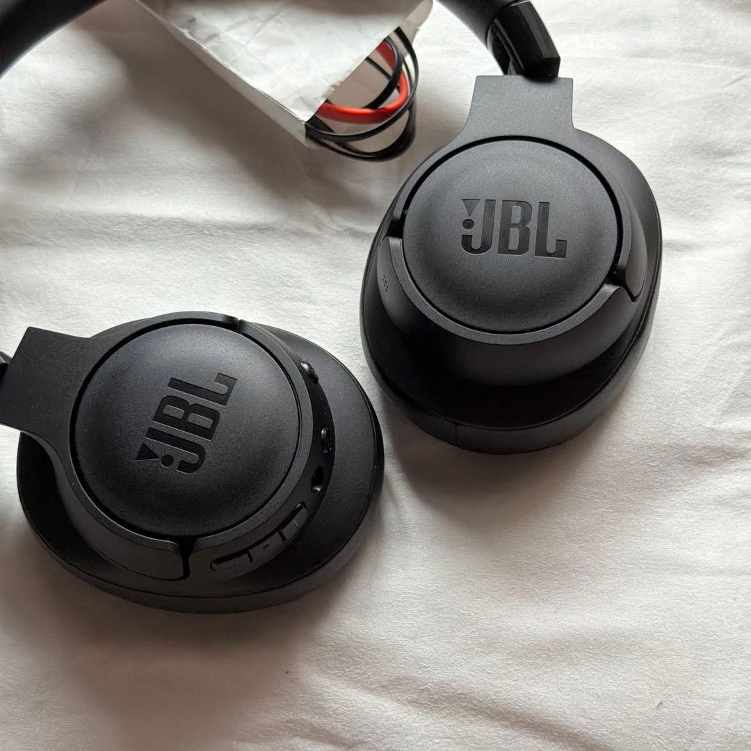JBL TUNE770nc ワイヤレスヘッドホン　ブラック