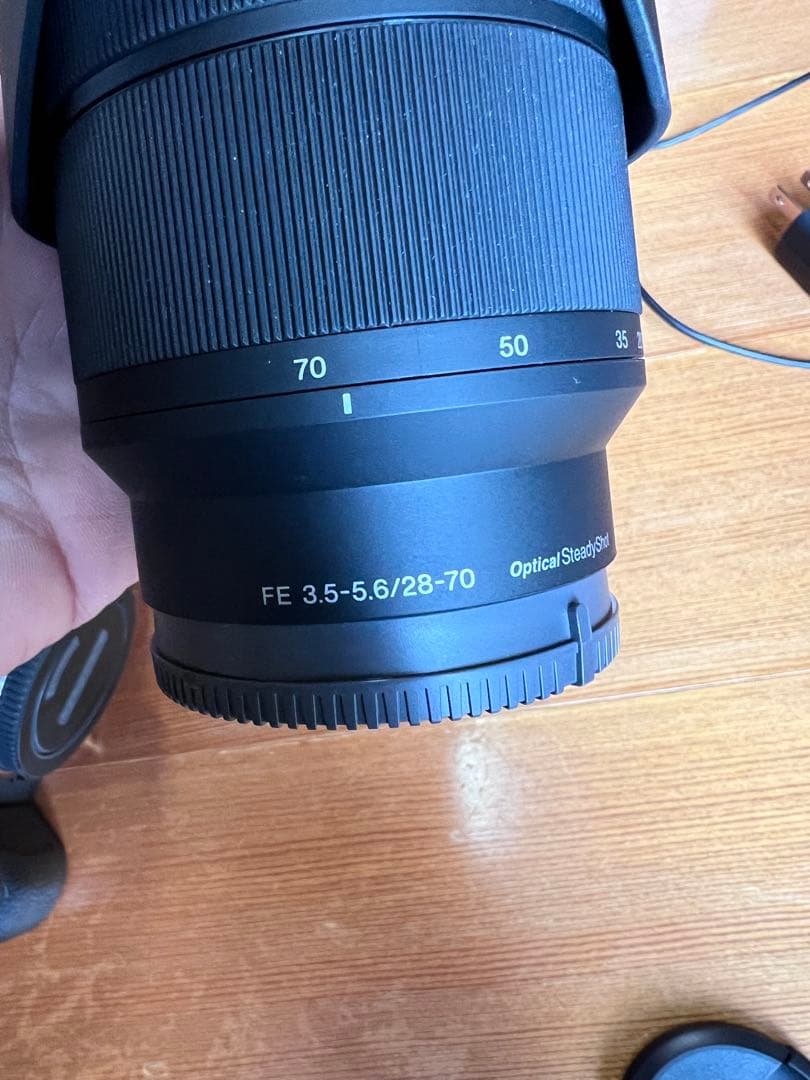 Sony α7 III ミラーレス一眼 本体とレンズバッテリー2本セット