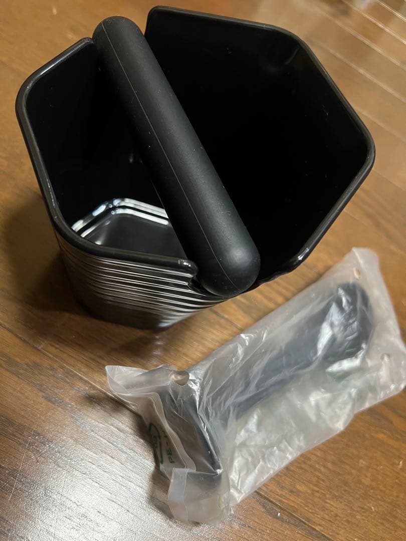 デロンギ スティローザ　エスプレッソ・カプチーノメーカー EC235J-BK