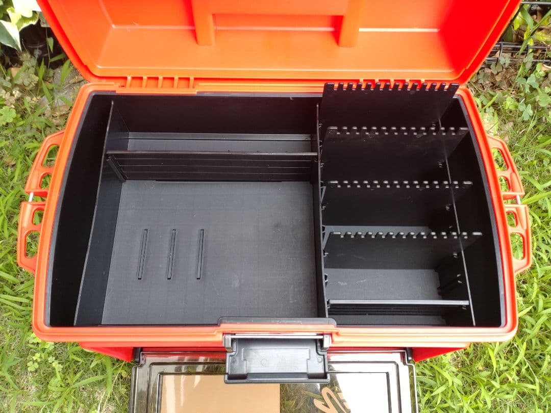 ゆ*ん様 メイホウ　MEIHO VS-8050 　タックルボックス　限定　Meg