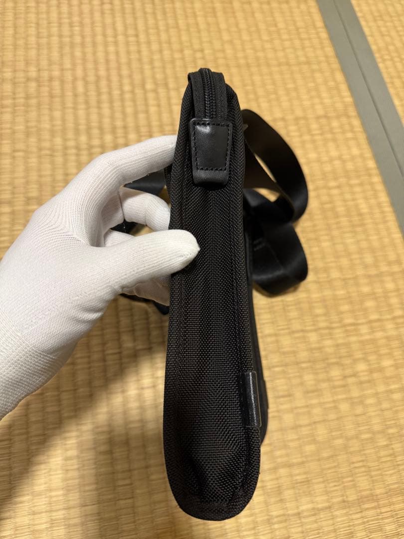 TUMI ショルダーバック　ALPHA