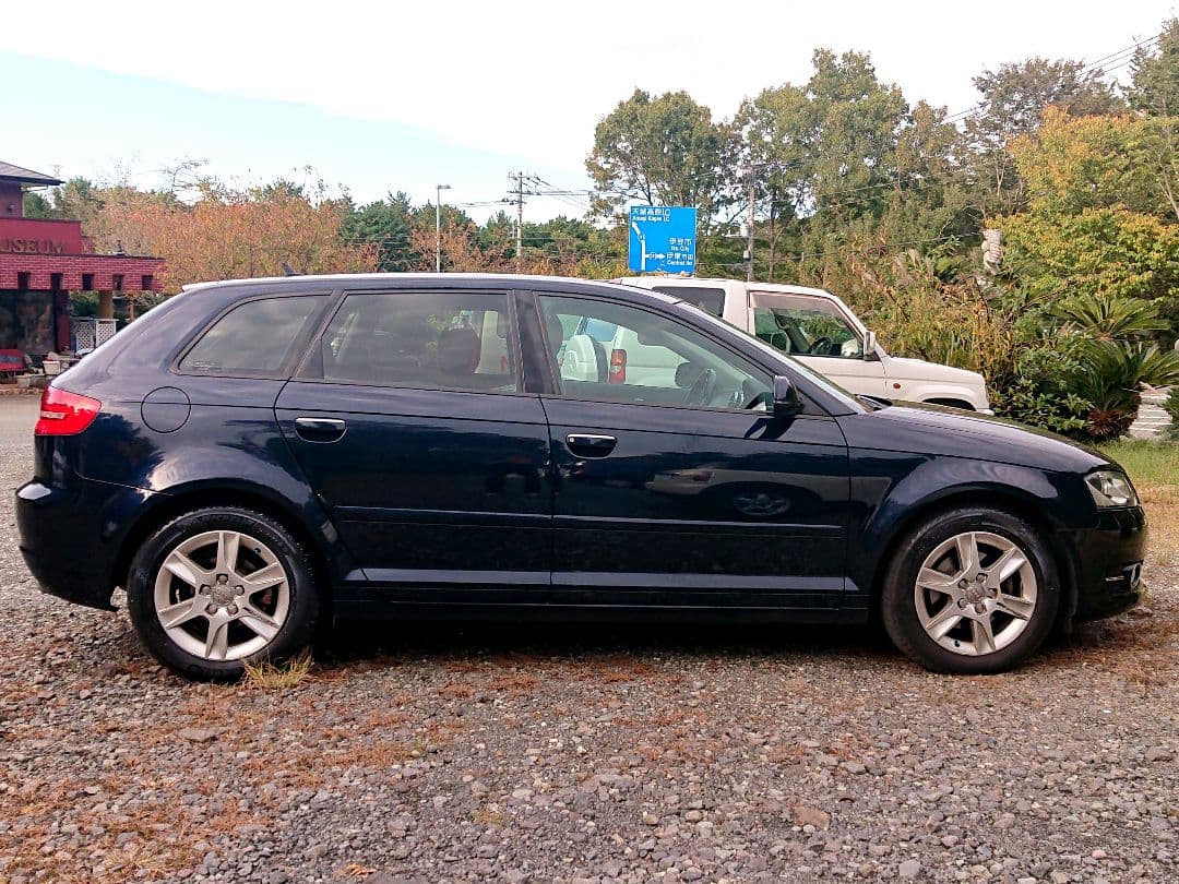 アウディ A3 スポーツバッグ 1.4T FSI ターボ ナビ 取説 記録簿多数