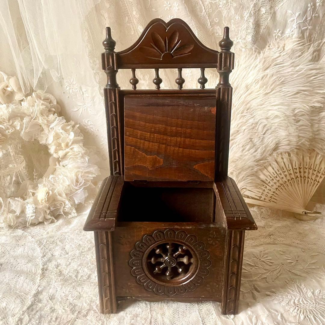 木製ドールチェア　ブルターニュ　ブルトン家具　収納付き　フランスアンティーク