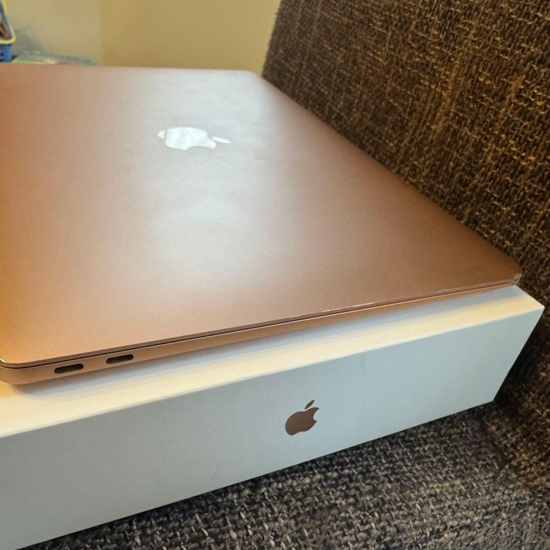 MacBook Air 13 ローズゴールド 256GB intel コード付