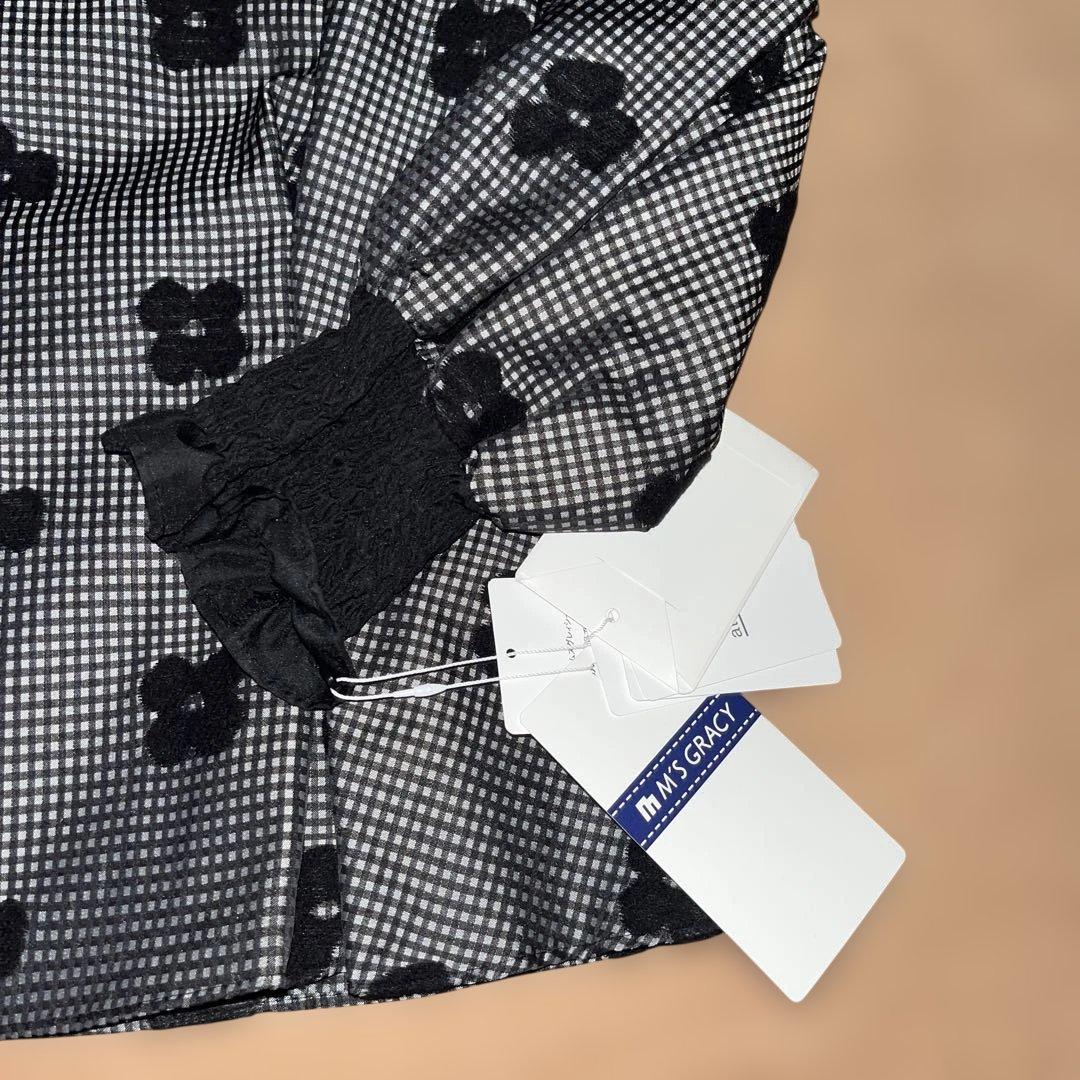 エムズグレイシー ブラウス お花 38サイズ 新品