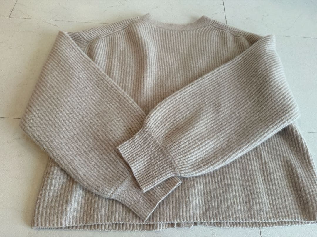 misodeuxieme-classe.カーディガン