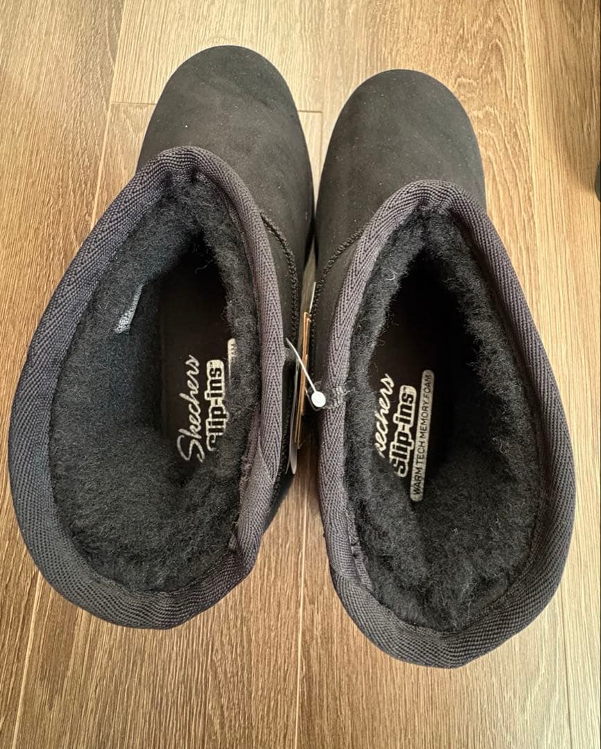 SKECHERS ハンズフリー スリップイン ムートンブーツ黒23.5cm
