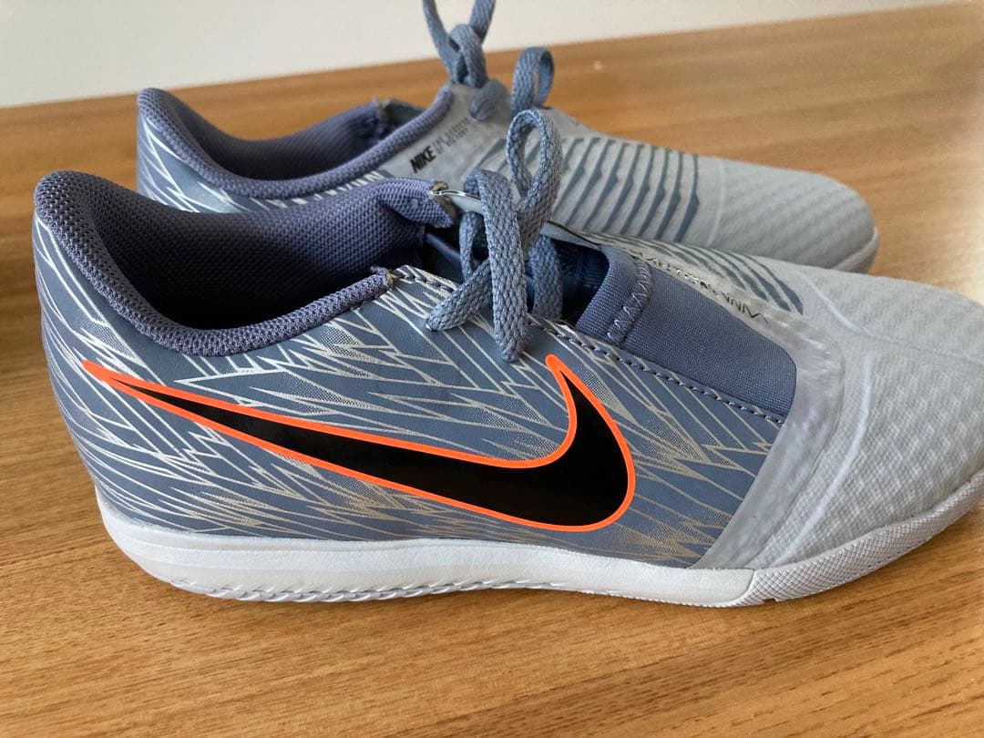 NIKE サッカーシューズ　ジュニア用　2足セット　新品未使用