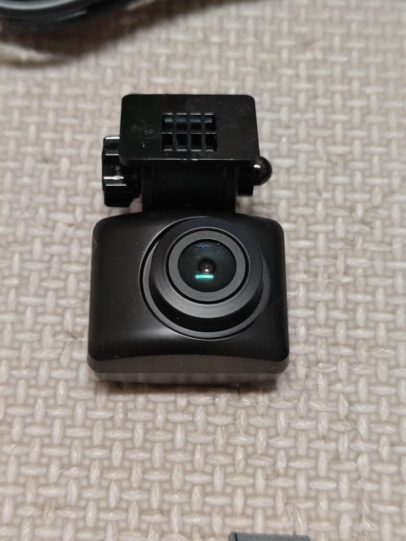 COMTEC ZDR-058 前後カメラドライブレコーダー配線付き。