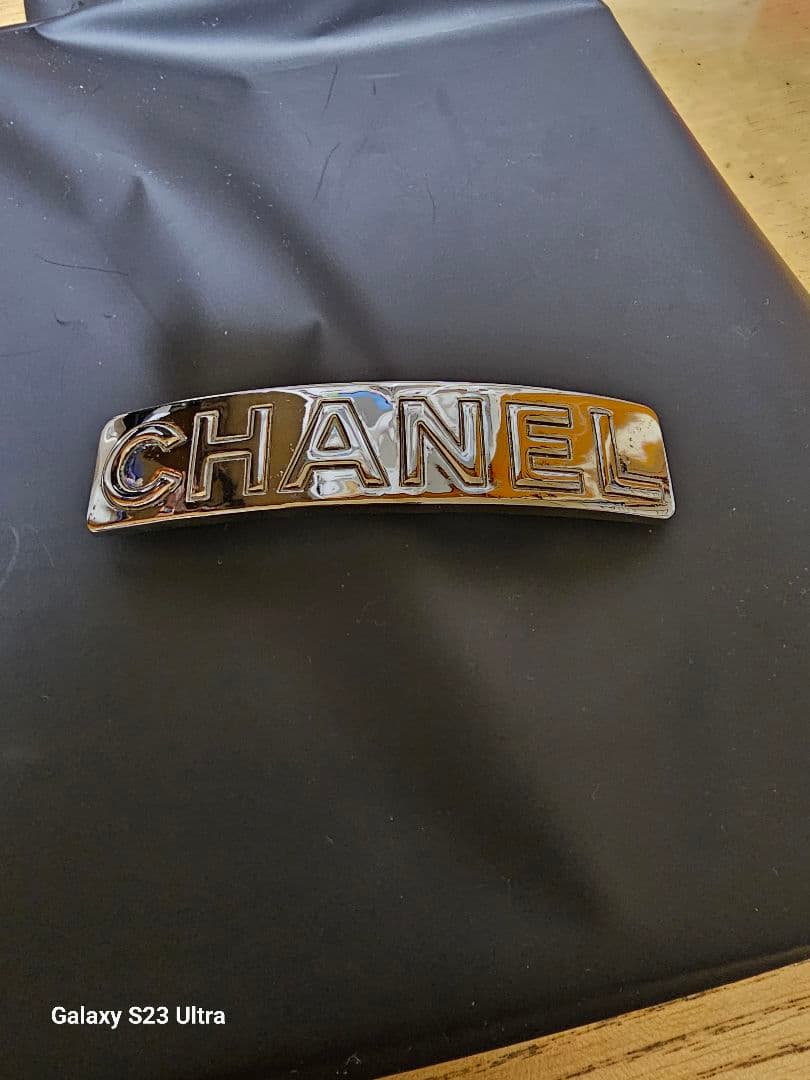 ☆CHANEL☆バレッタ☆シルバーロゴ☆中古品☆